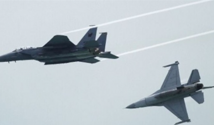 سقوط 3 صواريخ على مدينة عسقلان ووقوع أضرار في المنازل