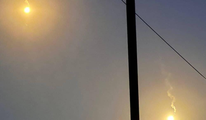 طيران العدو أغار بصاروخين على خراج بلدة القوزح وبلدة بيت ليف .