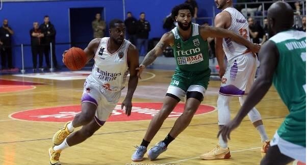 الدوري اللبناني في كرة السلّة : بيروت يسقط أمام الحكمة , اشتباك وعمليات طرد بالجملة .