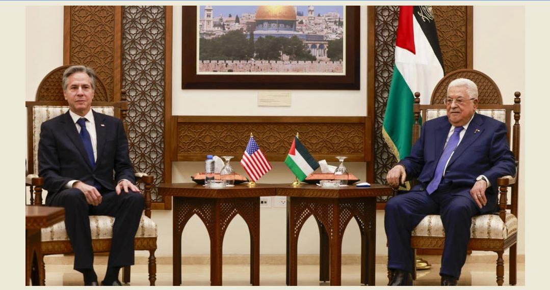 عباس يستقبل بلينكن في رام الله وسط احتجاجات منددة بزيارته