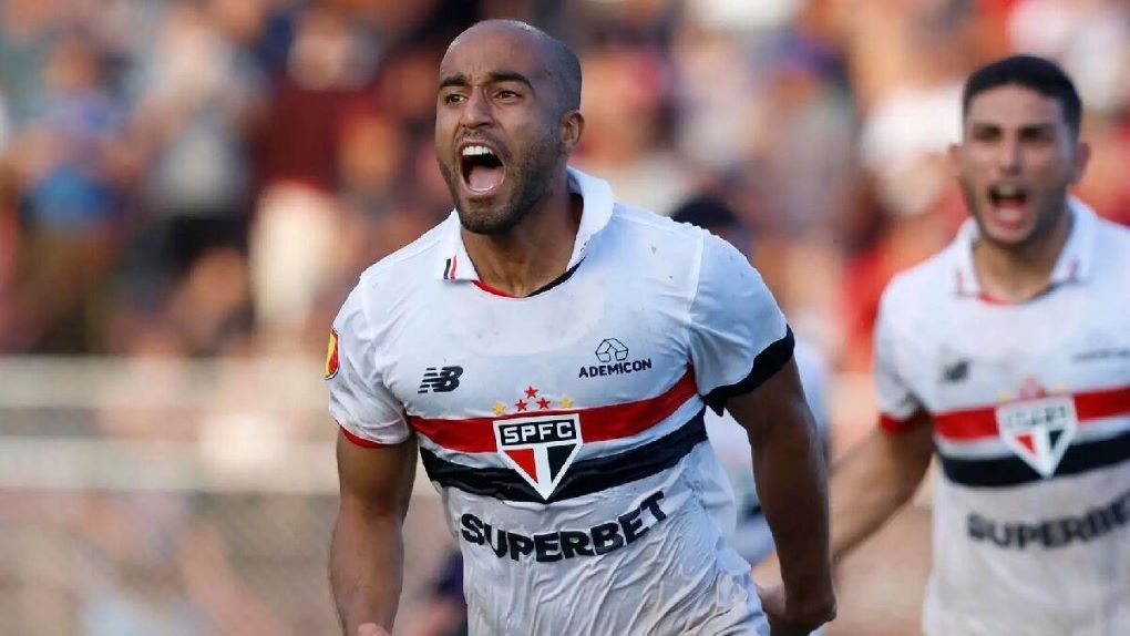 لوكاس مورا يعود لمنتخب البرازيل بعد غياب ستّ سنوات .