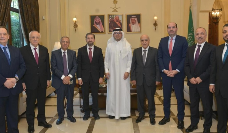 كرامي بعد لقاء تكتل التوافق الوطني مع السفير السعودي: تطابق في وجهات النظر.