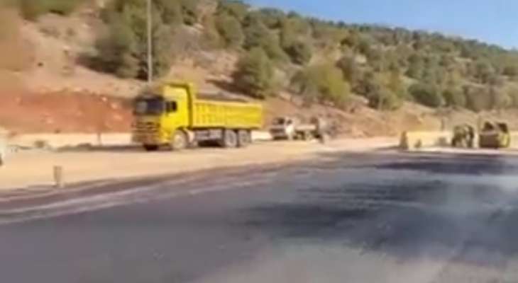 حمية: طريق معبر المصنع الحدودي أصبح سالكا بشكل طبيعي