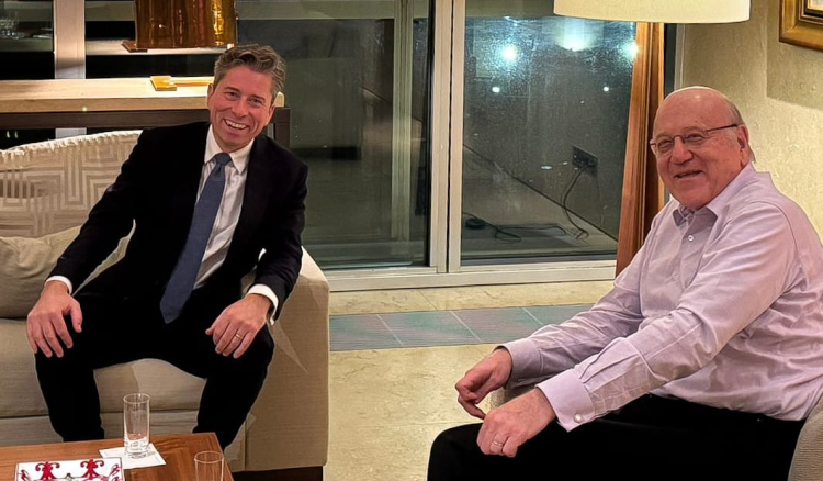 ميقاتي التقى فلتشر وبحث مع بلاسخارت الوضع في الجنوب .