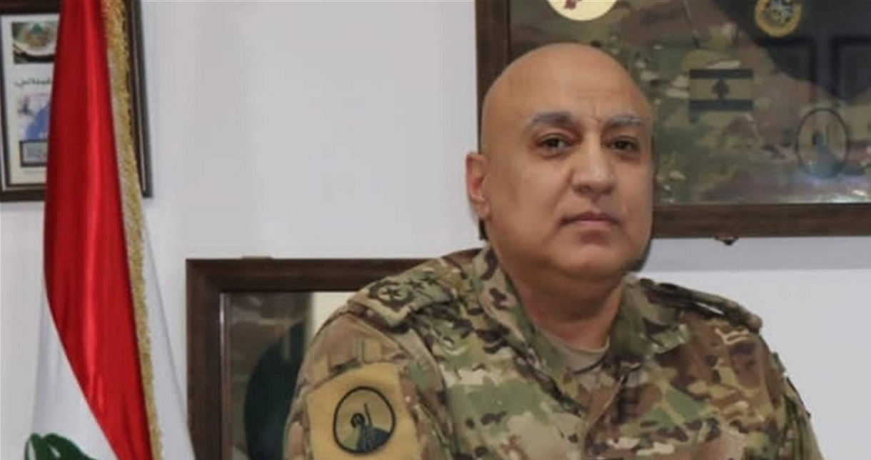 قائد الجيش عاد نائب قائد اليونيفيل وأحد ضباطها في مستشفى الروم واكد العمل على توقيف المعتدين