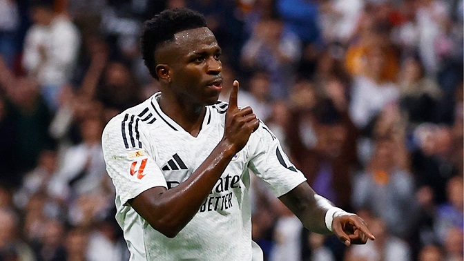 ريال مدريد يرفض الرضوخ لشروط فينيسيوس جونيور , وقد يفتح له باب الرحيل .