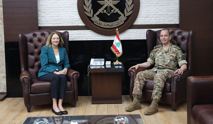 قائد الجيش استقبل زكي وجونسون ودا سيلفا وملحقا عسكريا سعوديا.