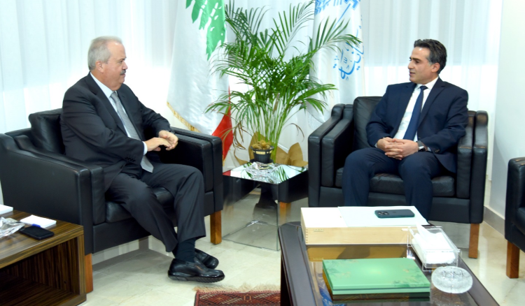 وزير المالية :  قرض إعادة الإعمار مع البنك الدولي سيوقع في الأيام القليلة المقبلة.