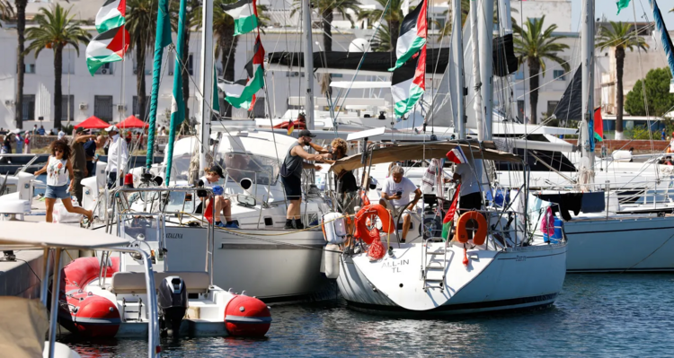 أسطول الصمود: البحرية الإسرائيلية هاجمت أسطول الحرية المتّجه الى غزة