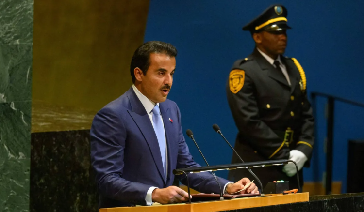 امير قطر من نيويورك: نقف الى جانب لبنان وندعم الجيش .