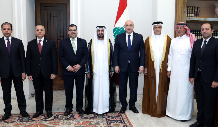 رئيس الجمهورية استقبل اليماحي وأكد أن الدول العربية ينبغي أن تكون جسما واحدا .