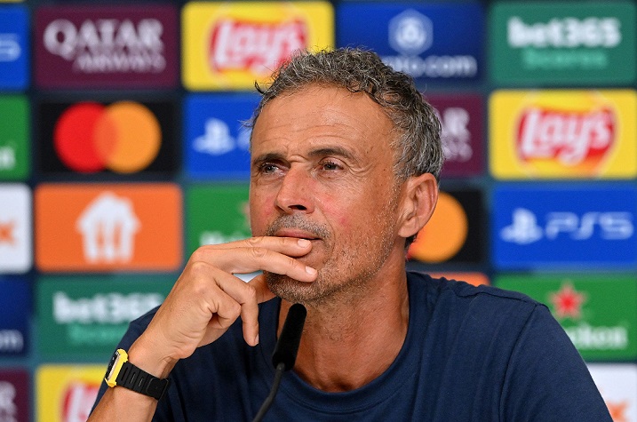 لويس إنريكه بعد اكتساح باير ليفركوزن في دوري الأبطال : هدفنا الفوز بجميع الألقاب هذا الموسم .