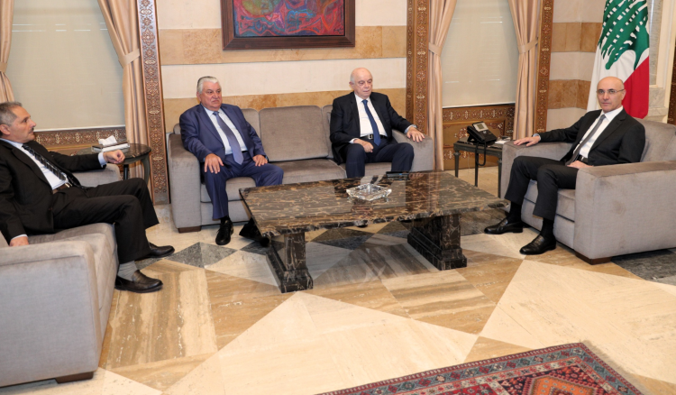 وزير الداخلية التقى المدير العام لـ ليبان بوست .