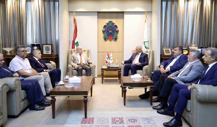 شقير اسقبل الأسمر على رأس وفد من الإتحاد العمالي العام.