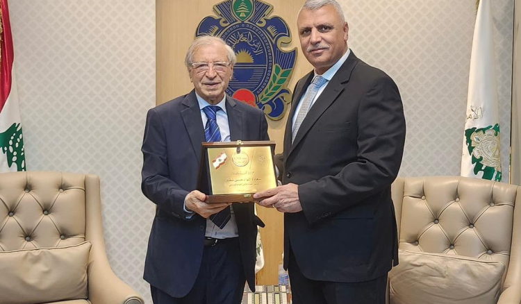 اللواء شقير استقبل عبد الهادي محفوظ.