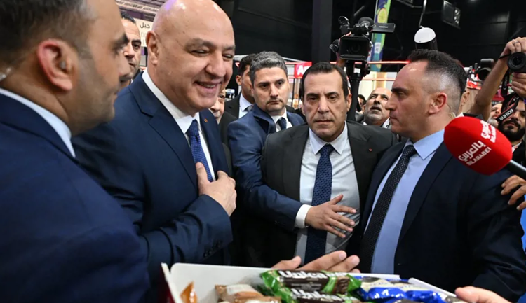 الرئيس عون افتتح معرض الصناعات اللبنانية.