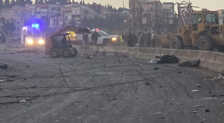 الحجار تفقد مع حيدر مكان الغارات على المصيلح.