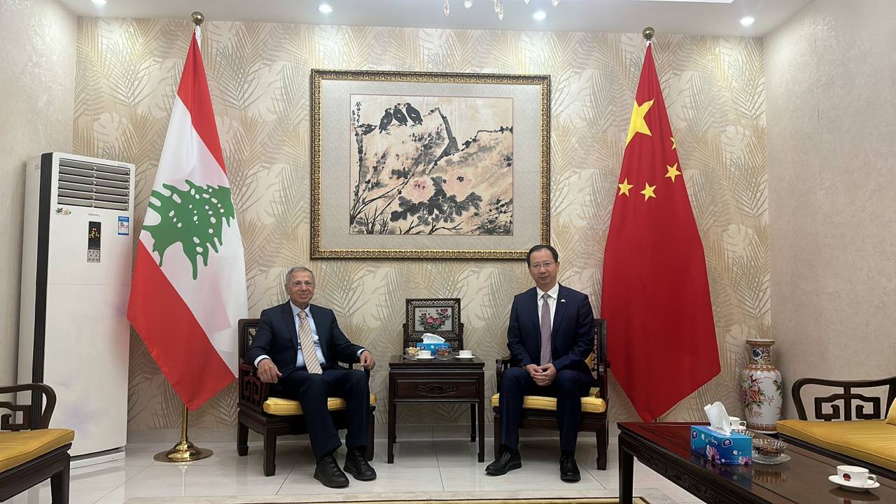 النائب الدكتور عدنان طرابلسي يزور سفير جمهورية الصين الشعبية في لبنان