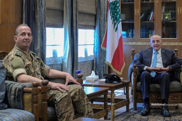 هيكل في عين التينة