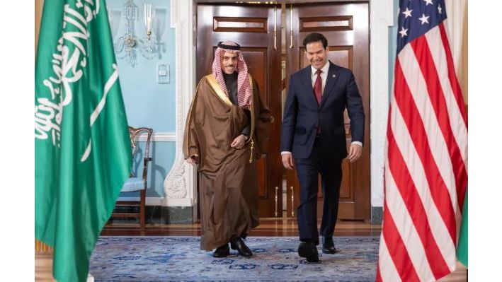 لقاء في واشنطن يجمع وزيري الخارجية السعودية والأميركية: عرض لتعزيز العلاقات الثنائية وتطويرها في مختلف المجالات