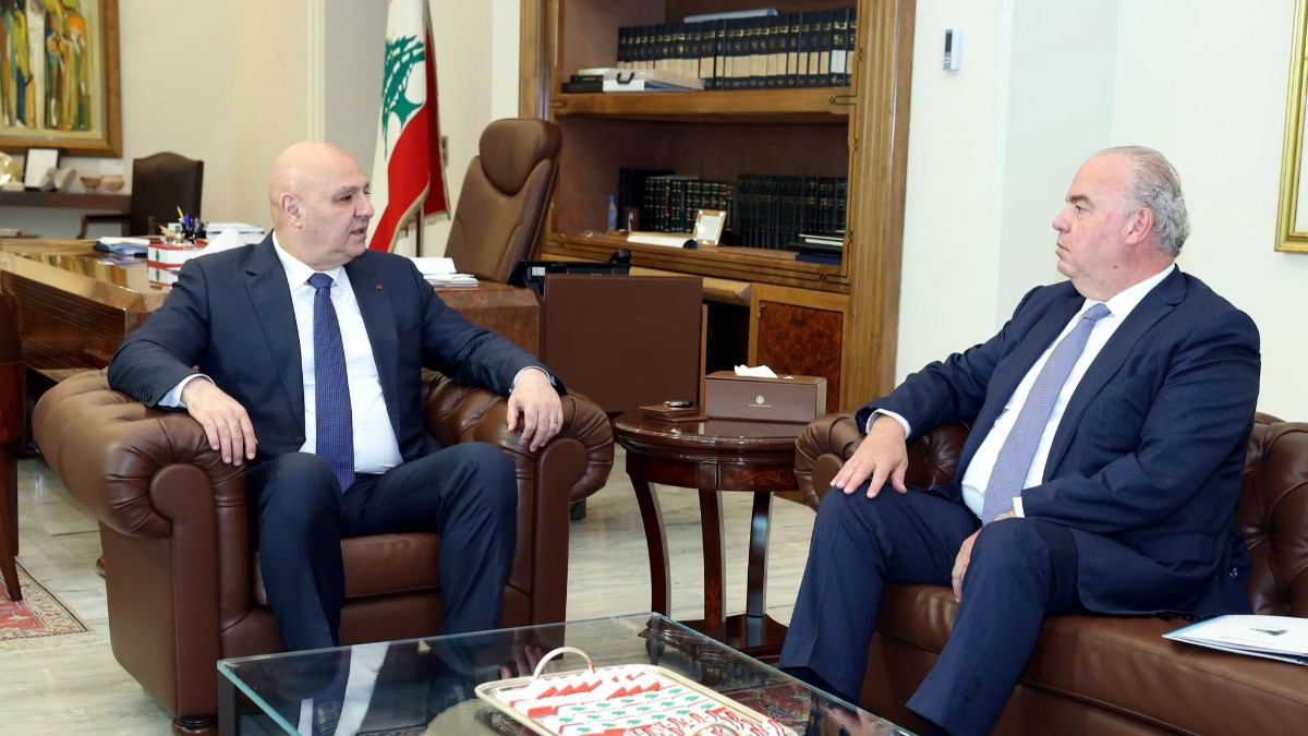 الرئيس عون اطّلع من وزير الاتصالات على خطة تعميم الألياف الضوئية وتوسيع تغطية الـ5G في لبنان